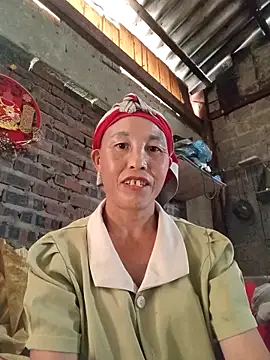 me-cute online show from September 15, 8:33 am