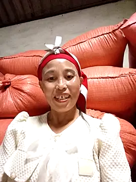 me-cute online show from September 23, 1:20 pm