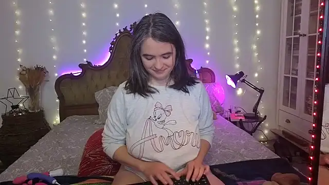 SilkenSin online show from February 3, 9:47 am