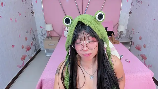 SafiroAgataaa online show from November 21, 3:30 am