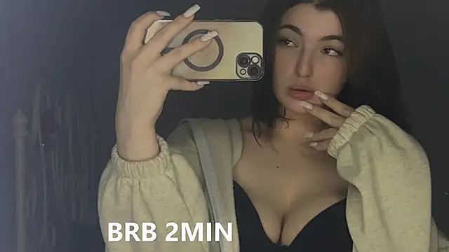 HoneyMist online show from September 26, 6:16 pm