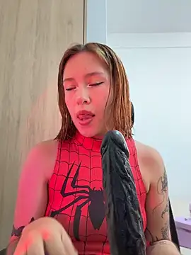 aliciia 23 online show from April 21, 8:49 pm