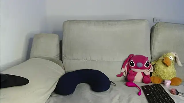 Raycatt1 online show from April 21, 12:01 pm