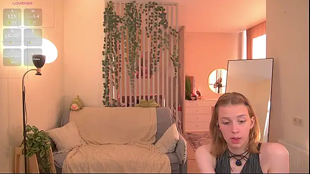 sofiapurex online show from June 9, 11:15 pm