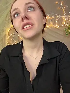 PollyVinice online show from April 29, 5:26 pm