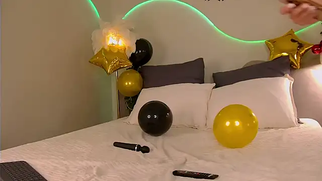 NicolSpace online show from January 10, 5:23 am