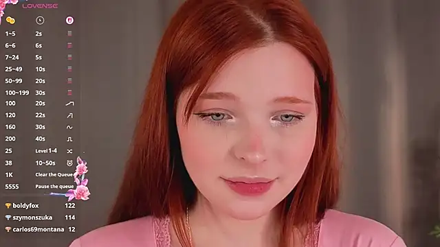 AnnieKim  online show from April 5, 3:44 pm