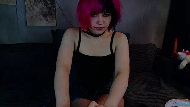 Snapshot of KikiMoor chatting on September 20, 3:16 am KikiMoor online show from September 20, 3:16 am