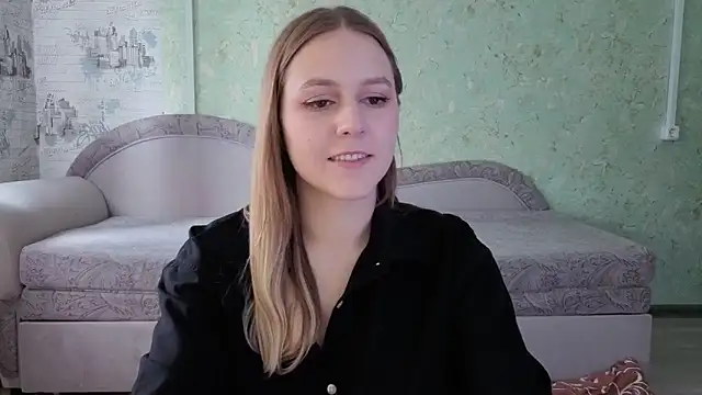 Snapshot of ShyMistery chatting on October 14, 11:02 am ShyMistery online show from October 14, 11:02 am