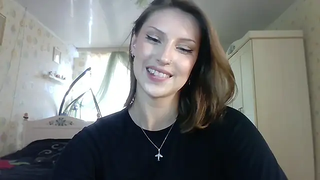 RuxaShade online show from October 15, 11:46 am