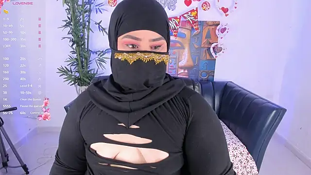 samanee konn online show from April 9, 7:08 pm