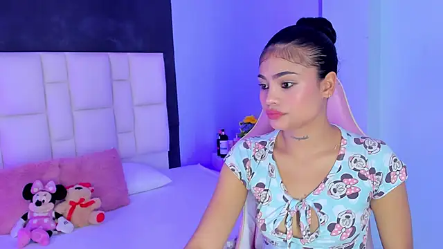 Snapshot of SammyRose_ chatting on October 16, 7:49 pm SammyRose online show from October 16, 7:49 pm
