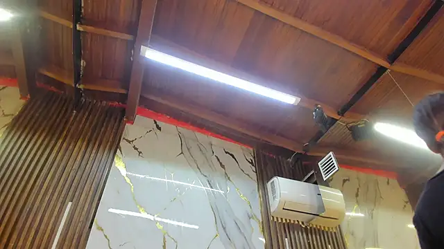 VictoriaDuart online show from April 22, 8:50 pm