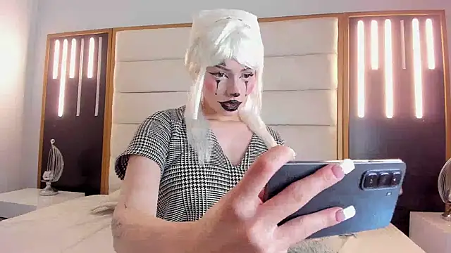 RebecaSnow online show from October 15, 8:44 pm