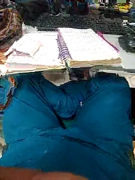 LunaJacobs online show from April 13, 4:08 pm