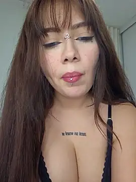 ingridequinti online show from April 26, 3:04 am