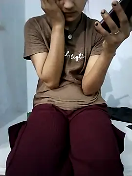 Snapshot of Student_girl2 chatting on October 26, 6:31 am Student girl2 online show from October 26, 6:31 am