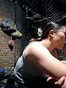 ALIENHR38 online show from October 22, 6:51 am