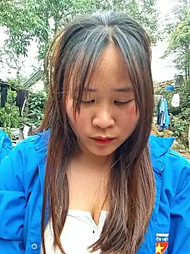 ALIENHR38 online show from April 27, 6:10 am