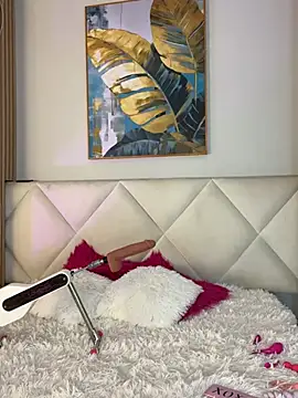 Mila Hank  online show from March 15, 3:14 pm