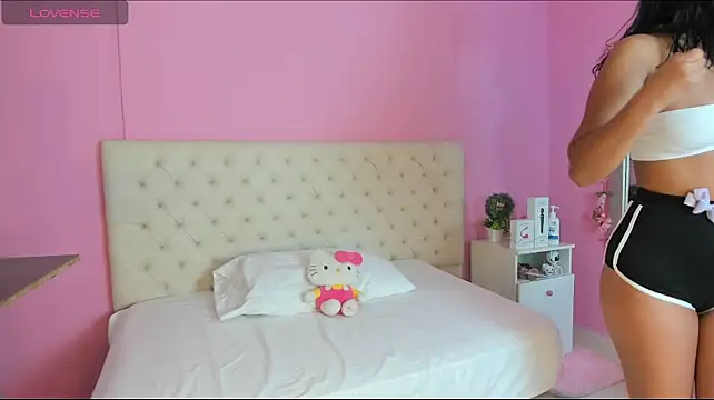 kiity horny  online show from April 27, 12:35 pm