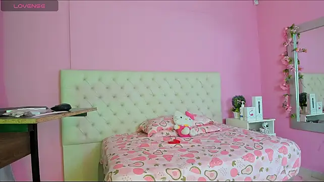 kiity horny  online show from April 24, 12:41 pm