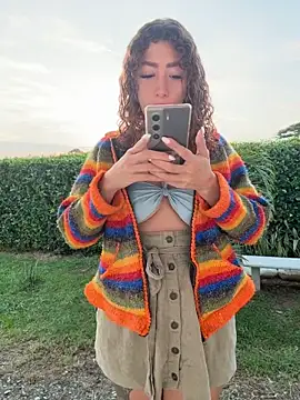 roxyrougee online show from April 22, 10:56 am