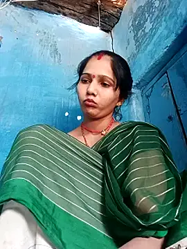 Jooli xx online show from April 7, 4:58 am