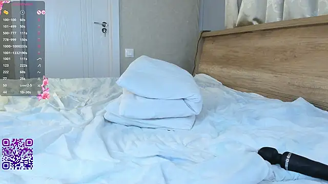 MaliaJoyal online show from October 18, 5:26 pm