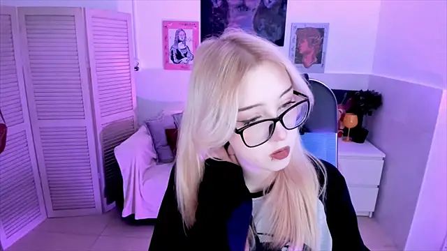 RubyBennett online show from October 8, 6:56 pm