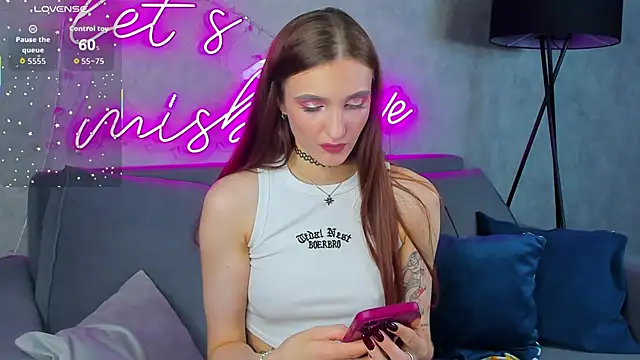 Alisha Green online show from June 8, 9:21 am