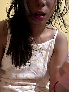 Snapshot of Romantic-jeeva chatting on September 29, 2:00 pm Romantic-jeeva online show from September 29, 2:00 pm