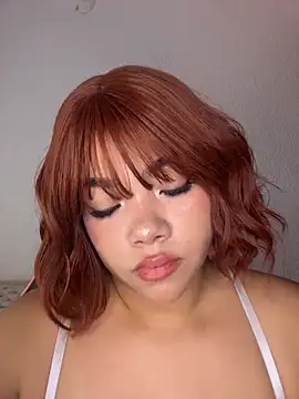 Dakota-Lona online show from April 29, 1:20 am