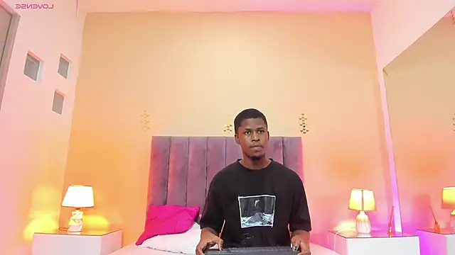 Kiaraa y Her Crazy online show from March 7, 3:57 am