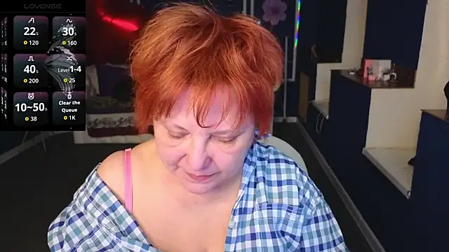 Kira Kenett online show from April 17, 5:59 pm