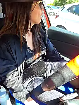 sexy7883 online show from April 23, 11:39 am