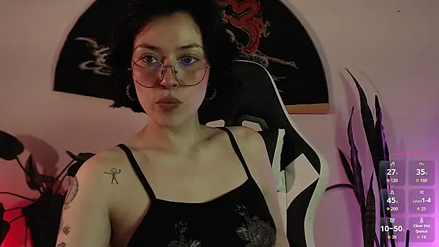 Ellyuwuw online show from February 25, 12:42 am