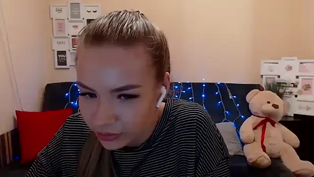 aSingleOne online show from March 4, 10:05 pm