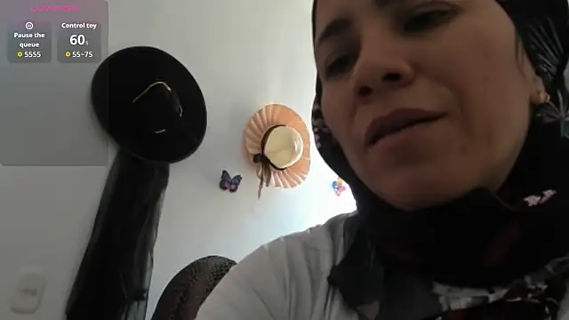 dalila kemur online show from December 4, 8:31 pm