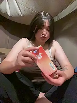 ha-cute online show from April 23, 12:40 pm