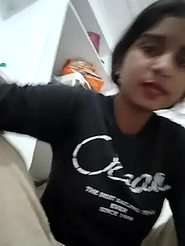 Hot-Soniya2 online show from January 10, 11:37 am