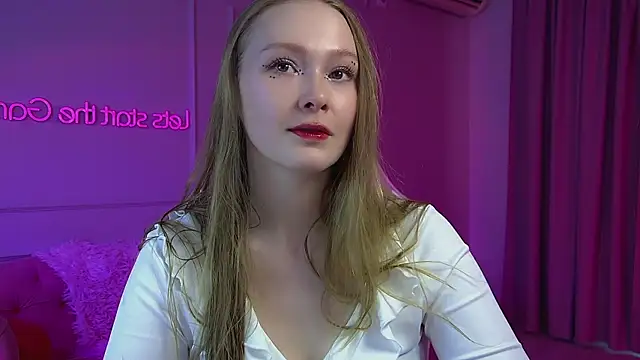 AgataFoxley online show from April 24, 6:27 am