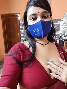 naughty nataasa online show from February 4, 7:44 am