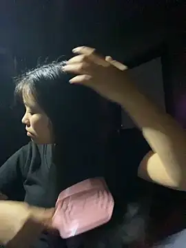 viluna online show from November 11, 2:14 pm