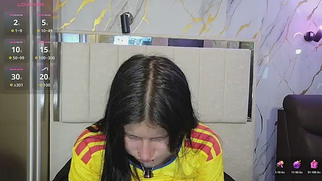 Olivia11  online show from July 7, 1:03 pm