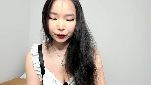 Soyun Mia online show from April 27, 2:14 pm