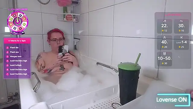 Harley-Moon online show from November 25, 5:15 pm