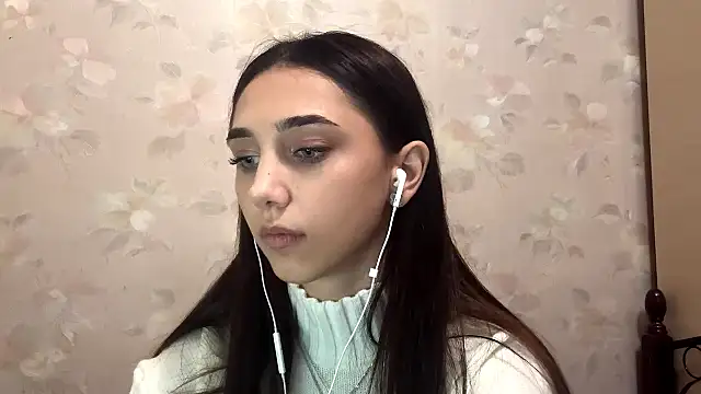 Snapshot of LinaMour chatting on October 10, 10:14 pm LinaMour online show from October 10, 10:14 pm