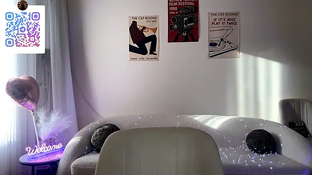 LinaMour online show from June 15, 3:07 am