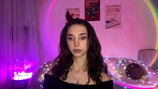 LinaMour online show from April 6, 10:22 pm